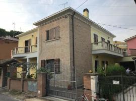 Villa Parisi，位于法诺的酒店