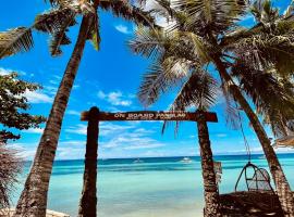 On Board Panglao Beach Hostel & Resort，位于大奥的度假村