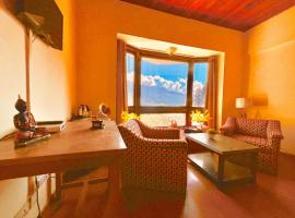 SAGAR RESORT JUST 5 MiN FROM MANALI MALL ROAD，位于马拉里的公寓