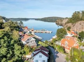 Vacker gård i närheten av HAVET / Slussen