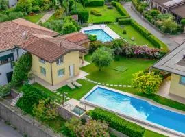 [Piscina Panoramica] - La Casa Volante