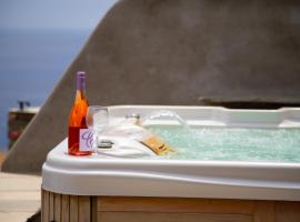 Sunrise stone villa with Jacuzzi by Neuvel，位于Péra Meriá的酒店