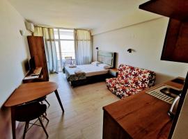 Privately owned Studios Bora Bora，位于内塞伯尔的酒店