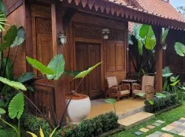 La Tavisa Hotel Borobudur