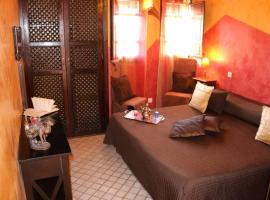 Chambre Merzouga, Riad 8 au village naturiste Couple only，位于阿格德角的摩洛哥传统庭院