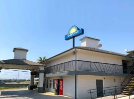 圣安东尼奥35号州际公路北戴斯酒店，位于圣安东尼奥的酒店