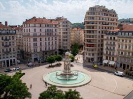 里昂中心美术学院美居酒店，位于里昂2区 - 半岛区的酒店