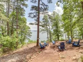 Edgemont Waterfront Cabin Rental with Beach Access!