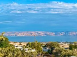 Villa with Panoramic view of Sea of Galilee