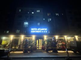 Hotel Atlantic Costinesti，位于科斯蒂内什蒂的酒店
