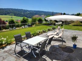 Les petits Rosiers，位于Tramelan的酒店
