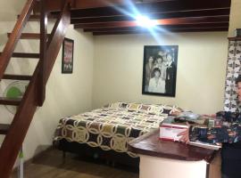 Suítes da Praça，位于伊塔比里图的酒店