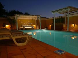 Páteo das Laranjeiras，位于托马尔的酒店