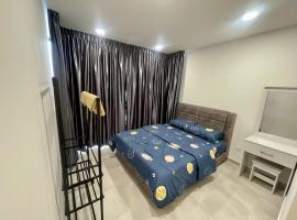 Sandakan Homestay Coastal Serenity 山海绿栖，位于山打根的酒店