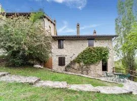 Captivating Apartment in Assisi with Swimming Pool