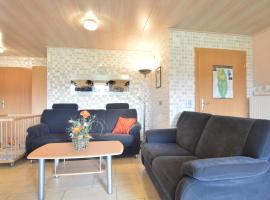 Comfy Holiday Home in Burg Reuland with Sauna Terrace BBQ，位于布尔格-罗伊兰德的酒店