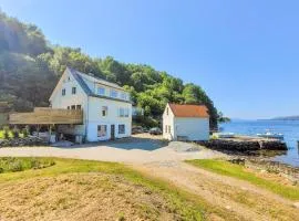 Nice Home In Fitjar With House Sea View