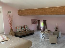 Ferme Bordeneuve，位于Sonnac-sur-lʼHers的酒店