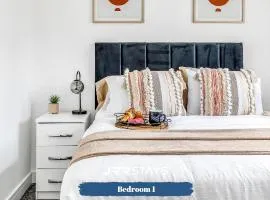 Dudley - Stylish 3 Bedroom Sleeps 6 Wi-Fi - JRR Stays