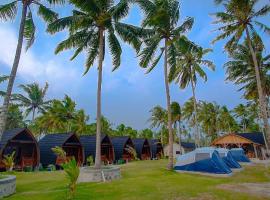 Palma Beach Resort，位于Padangnegeri的海滩短租房