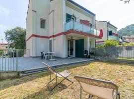 Beautiful Home In Vado Ligure With Ethernet Internet，位于瓦多利古雷的度假屋