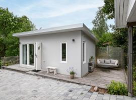 Holiday Home Solbacken - VGT160 by Interhome，位于阿灵索斯的度假屋