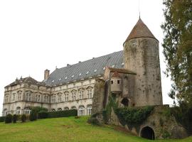 Chateau de Frasne，位于Frasne-le-Château的酒店