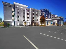 Hampton Inn & Suites by Hilton Syracuse Dewitt，位于东叙拉古的酒店