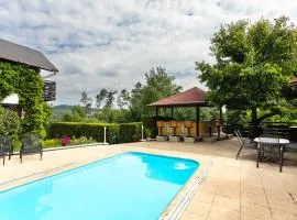 Private summer house with swimming pool, beach bar and pit for football and volleyball