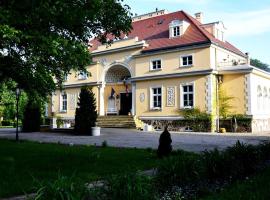 Pałac Bugaj，位于Raszków的酒店