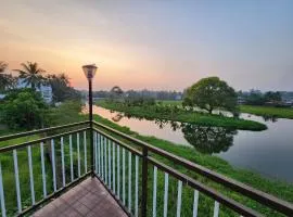 Riverscape Tranquil Serviced Apartments