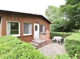 Quaint Bungalow near Insel Poel with Garden