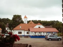 Čechův dvůr