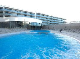 Polanki Aqua - Aquapark, Free Parking, Apartments M&M Kołobrzeg，位于科沃布热格的酒店