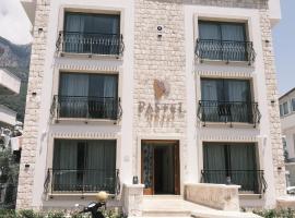 Hotel Pastel Kaş，位于卡斯利西亚摇滚公墓附近的酒店