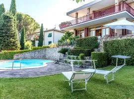 MIA HOUSE GARDEN - Macerata, porzione di villa con piscina