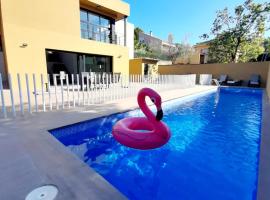 Experience Valencia Bnb - Luxury Apartment Naquera Chalet 298 con Piscina，位于Náquera的木屋