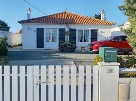 Maison spacieuse à Notre-Dame-de-Monts, 6 pers, 2 terrasses, proche plages et activités - FR-1-540-223