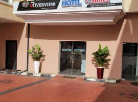Riverview Hotel and suites，位于Kajola的酒店