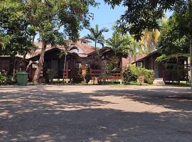 Mgh Marang guest house，位于Kampong Kijing的旅馆