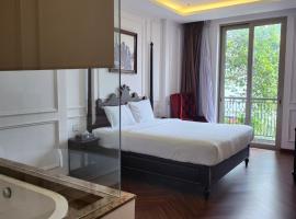 Mia Hotel- Feliz Hotel Binh Duong，位于土龙木市的酒店