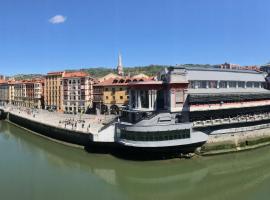 Old Town & River (Casco Viejo Bilbao) E-BI 1138，位于毕尔巴鄂的带按摩浴缸的酒店