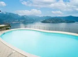 Serafino - nice terrace & swimming pool on the Iseo Lake