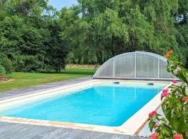 Gîte familial avec piscine couverte, jardin privé, proche d'Aubeterre-sur-Dronne - FR-1-653-239