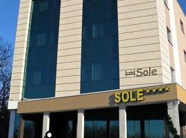 Hotel Sole，位于Razvala的酒店