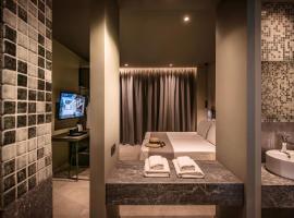 Petousis Hotel & Suites，位于阿默达拉-伊拉克利翁的酒店