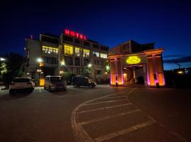 Hotel OK，位于普里兹伦的酒店