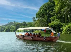 Munkudil Ayurveda & Yoga Retreat