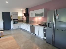 Appartement 2 chambres，位于Le Born的酒店