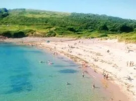 Manorbier Castle Inn Bay Room